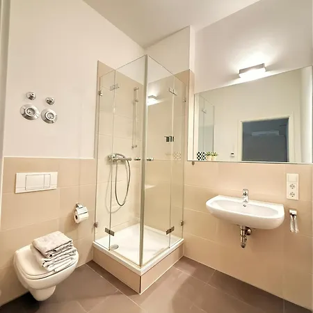 Апартаменты Stylisches City-apartment Mit Terrasse & Top-lage - Civita