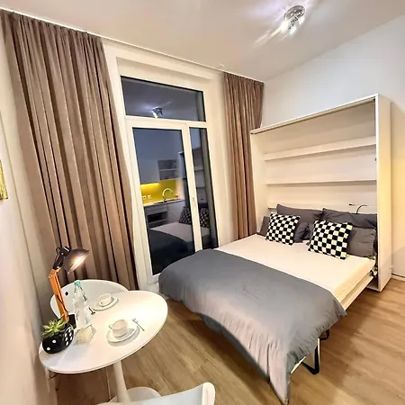 Stylisches City-apartment Mit Terrasse & Top-lage - Civita * Nuremberg