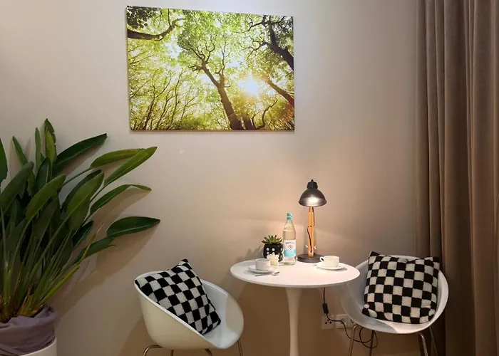 Stylisches City-apartment Mit Terrasse & Top-lage - Civita Apartment *